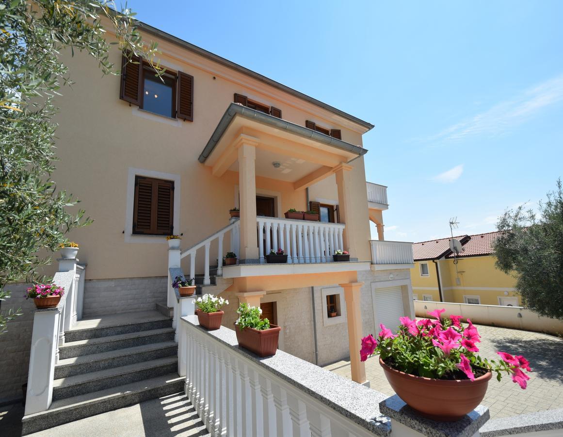 Apartment Baran Čižići Buitenkant foto
